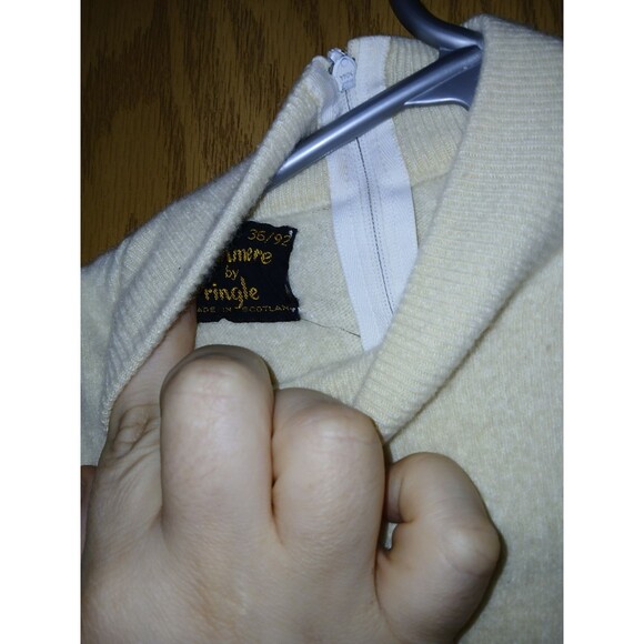 Cashmere By Pringle Sweater Made In Scotland Womens Size 36/92 Fits 28×16 Yellow - Picture 10 of 14